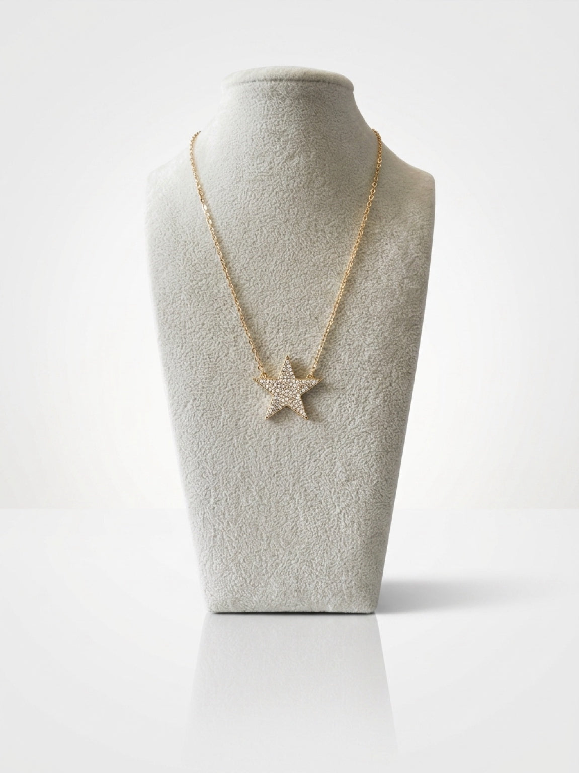 Crystal Star Pendant Necklace – Gold Tone